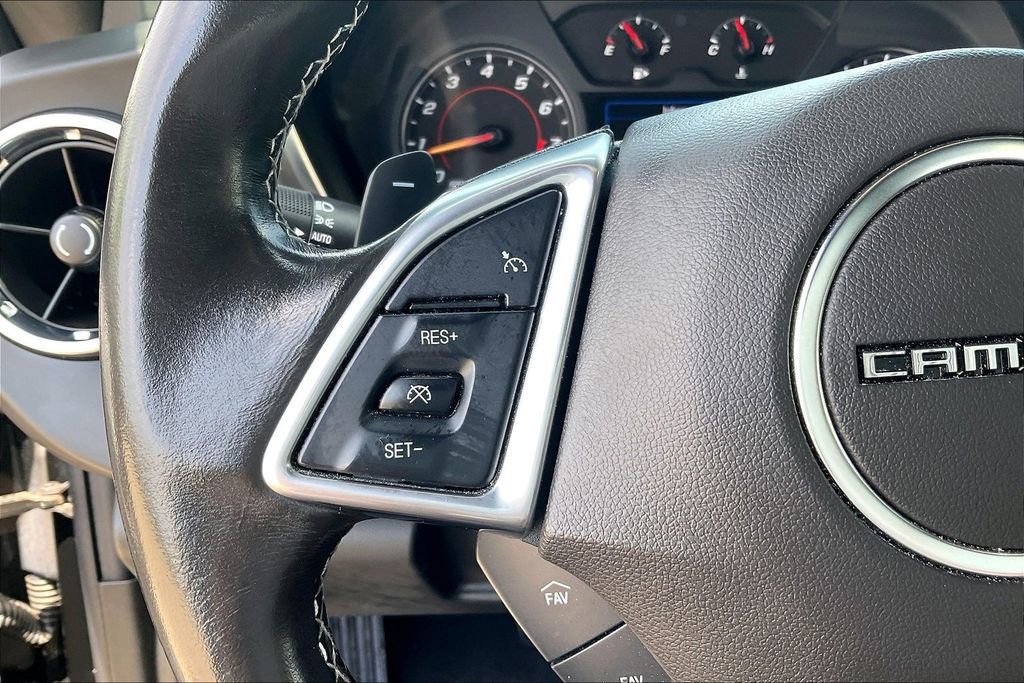 Used 2022 Chevrolet Camaro LT RWD image 17