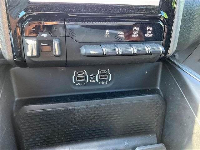 Used 2023 RAM 1500 Laramie AWD/4WD image 27