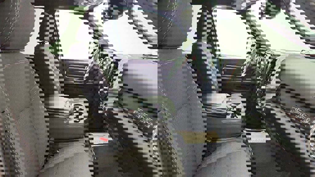 Used 2024 RAM 2500 Big Horn w/ Night Edition image 23