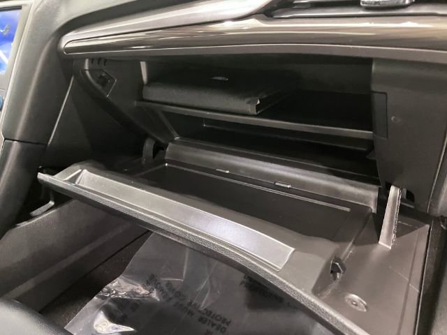 Used 2020 Ford Fusion SEL image 29