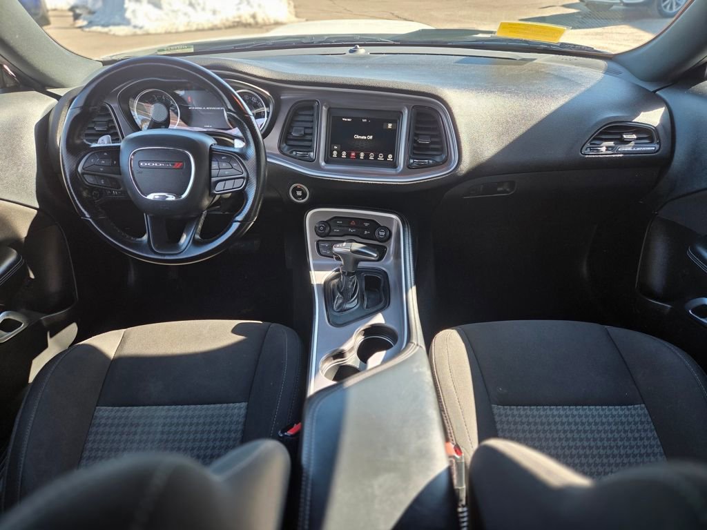 Used 2022 Dodge Challenger GT image 12