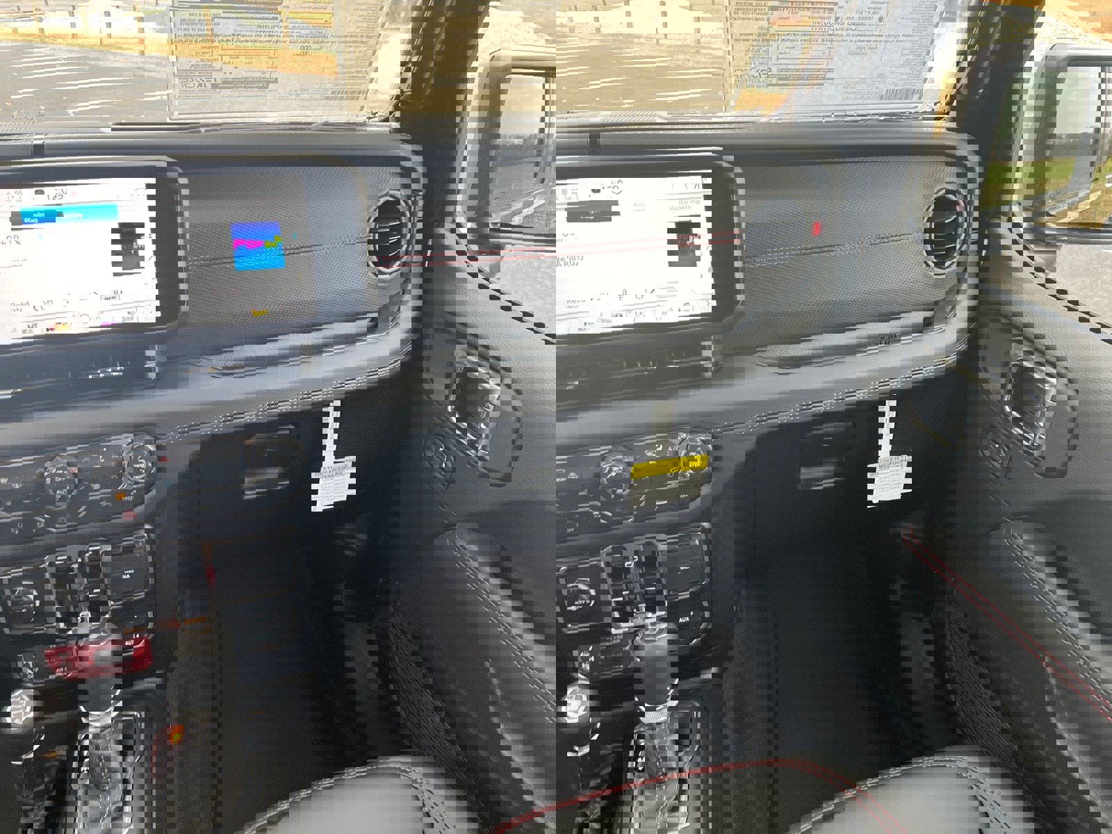 New 2026 Jeep Wrangler Unlimited Rubicon w/ Steel Bumper Group image 13