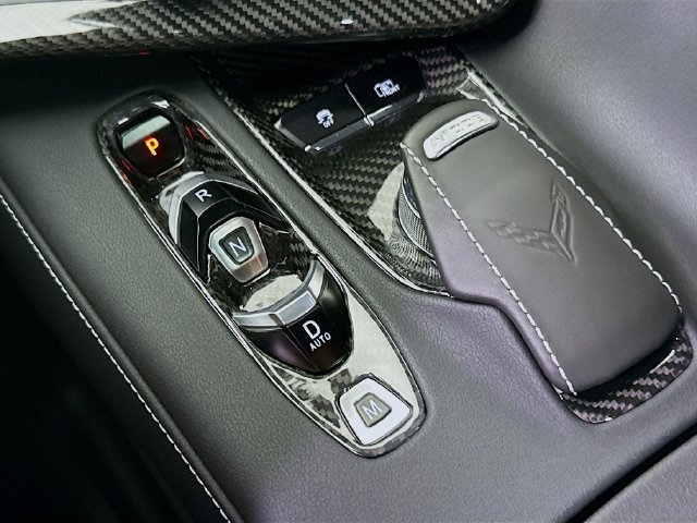 Used 2024 Chevrolet Corvette Stingray Preferred Cpe w/ 2LT RWD image 18