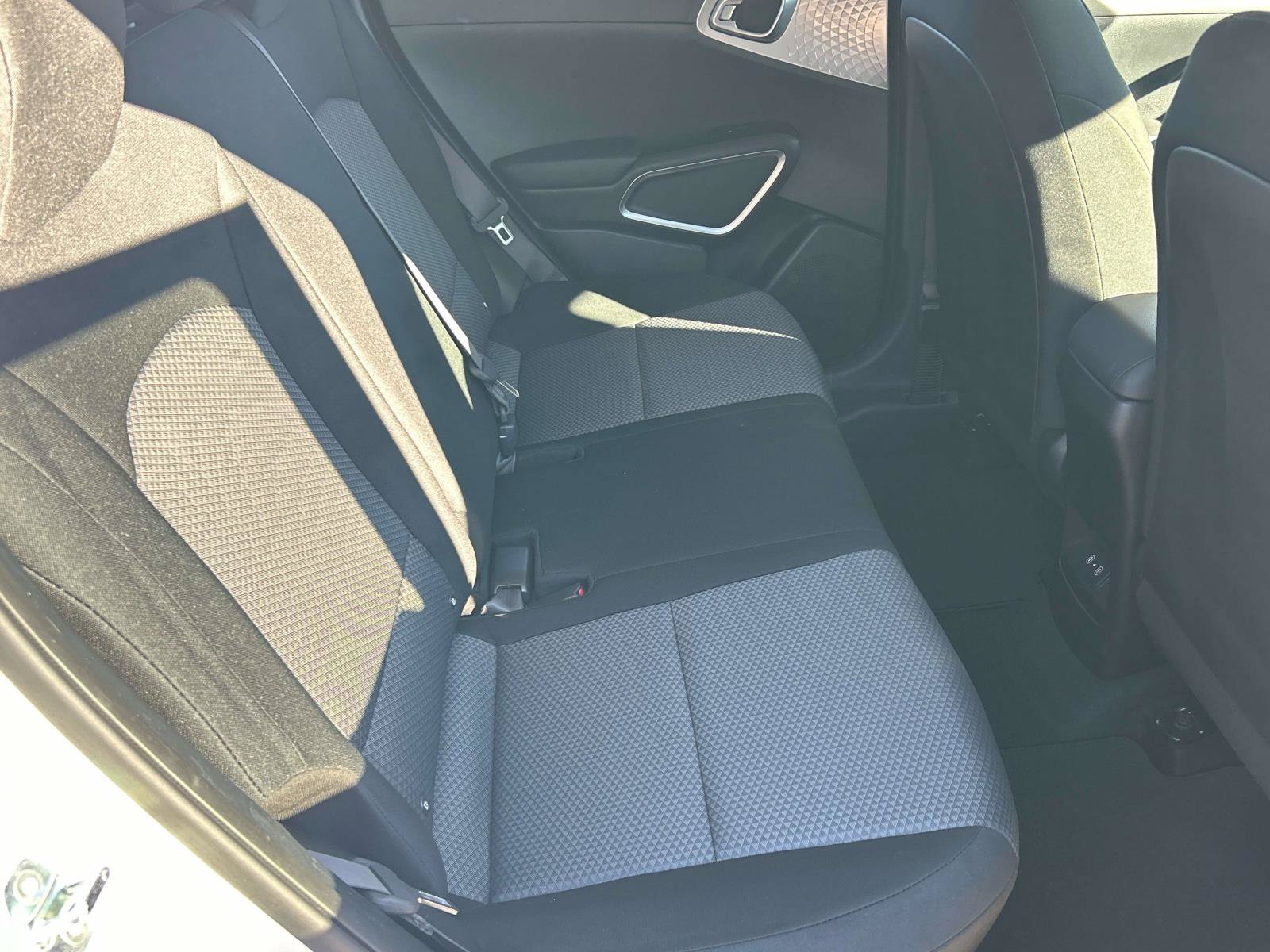 Used 2023 Kia Soul S FWD image 20