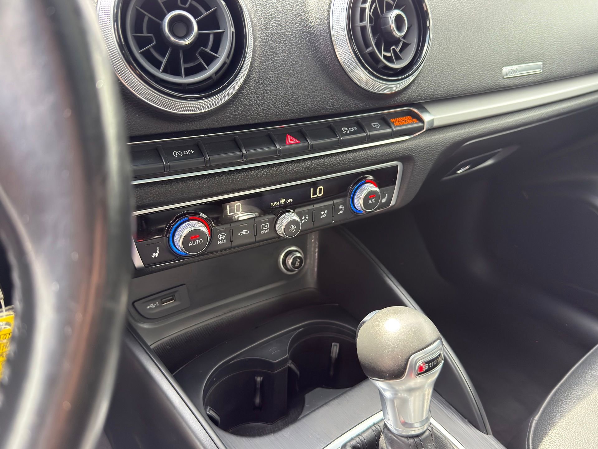 Used 2018 Audi A3 2.0T Premium image 13
