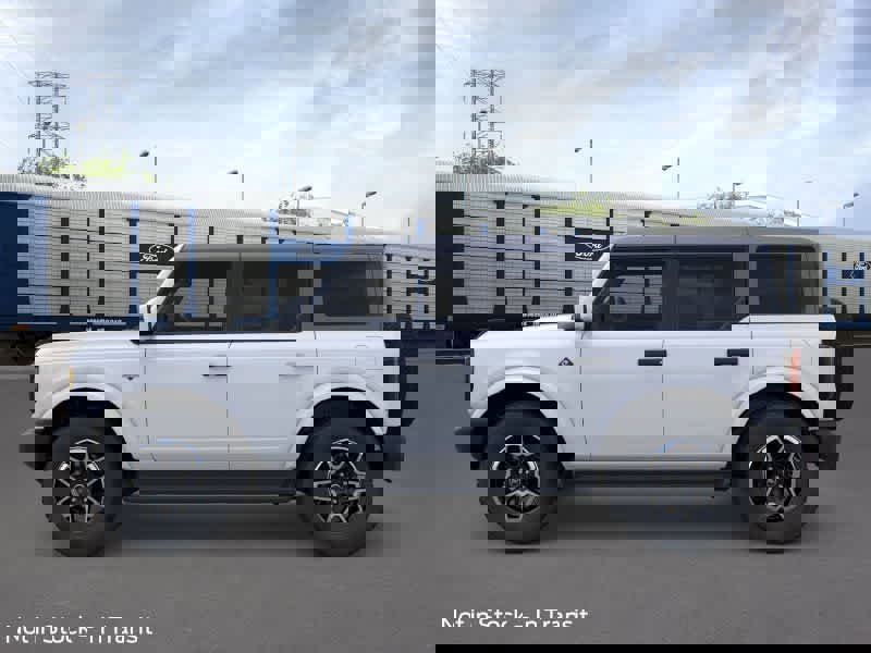 New 2026 Ford Bronco Outer Banks image 3