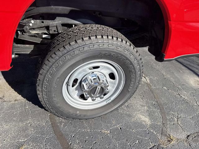New 2025 Ford F350 XL w/ FX4 Off-Road Package image 4