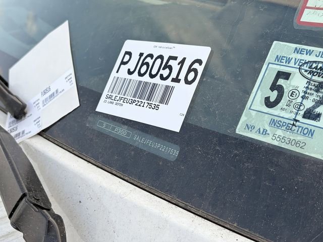 Used 2023 Land Rover Defender 130 S image 10