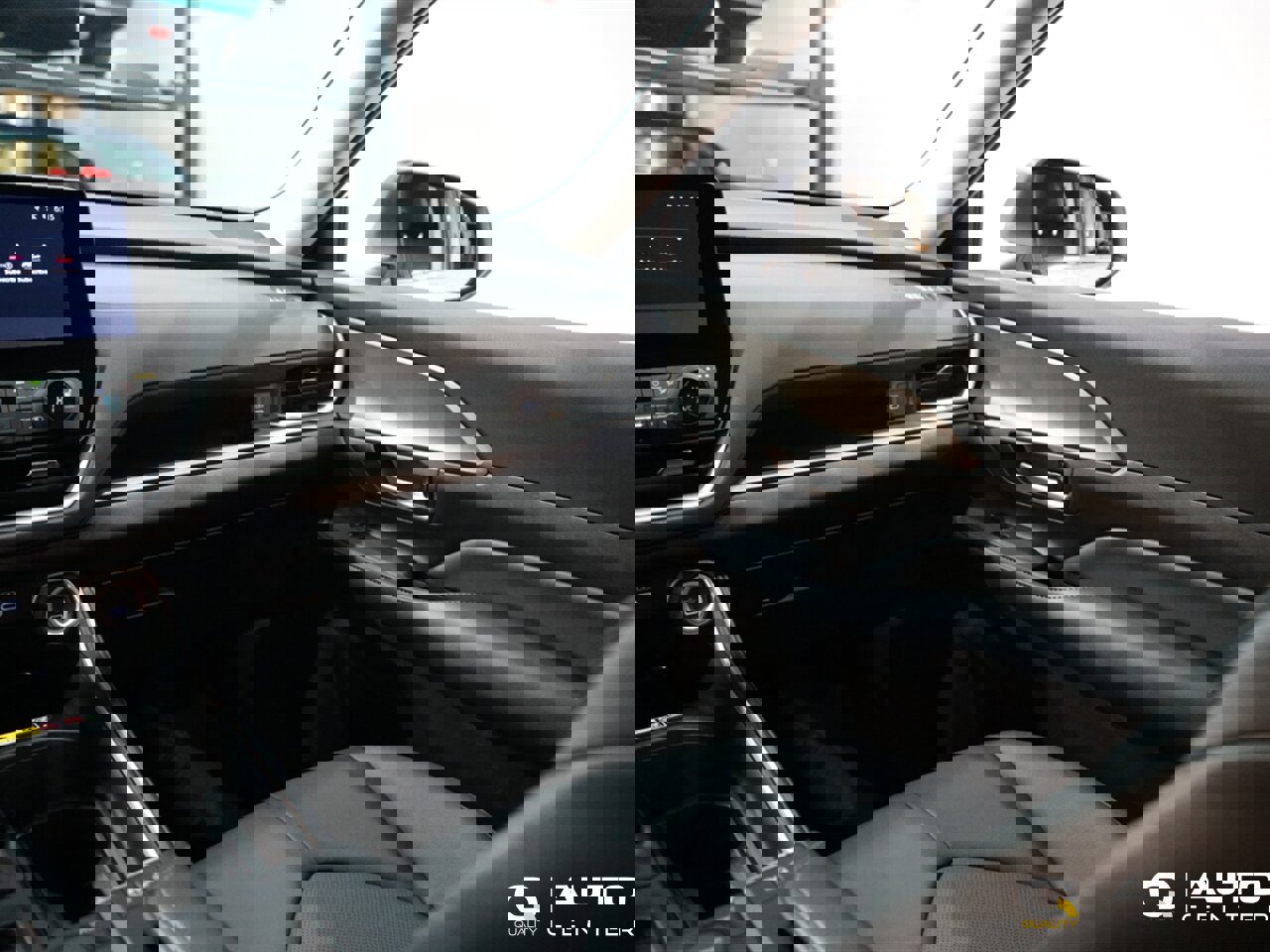 Used 2025 Toyota Grand Highlander AWD Hybrid image 24