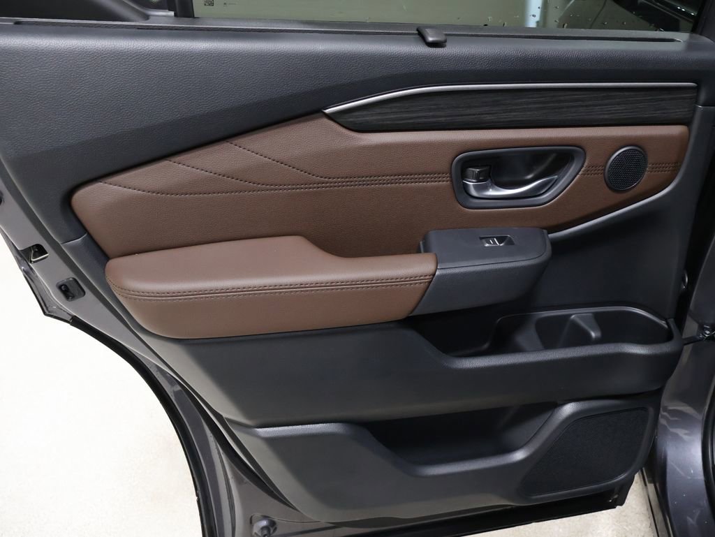 New 2026 Honda Pilot Touring image 13