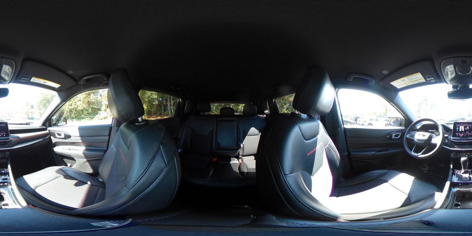 Used 2025 Jeep Compass Trailhawk w/ Trailer Tow Group image 42