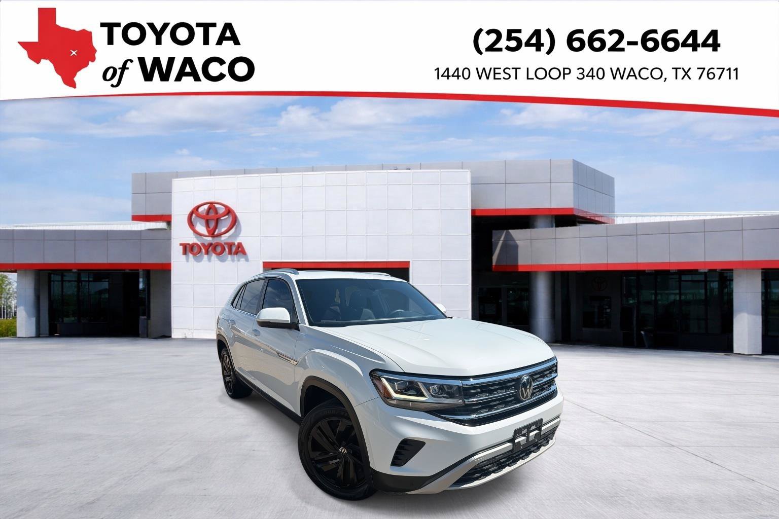 Used 2023 Volkswagen Atlas Cross Sport SE w/ Panoramic Sunroof Package FWD image 1