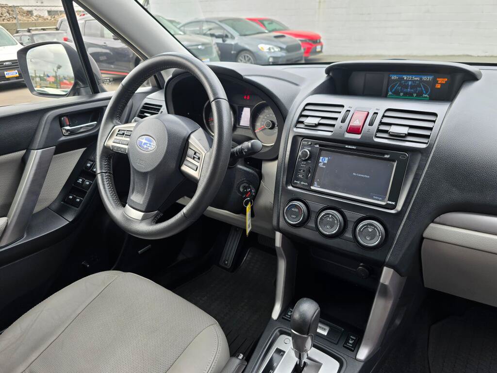 Used 2015 Subaru Forester 2.5i Limited w/ Popular Package #2 AWD/4WD image 12