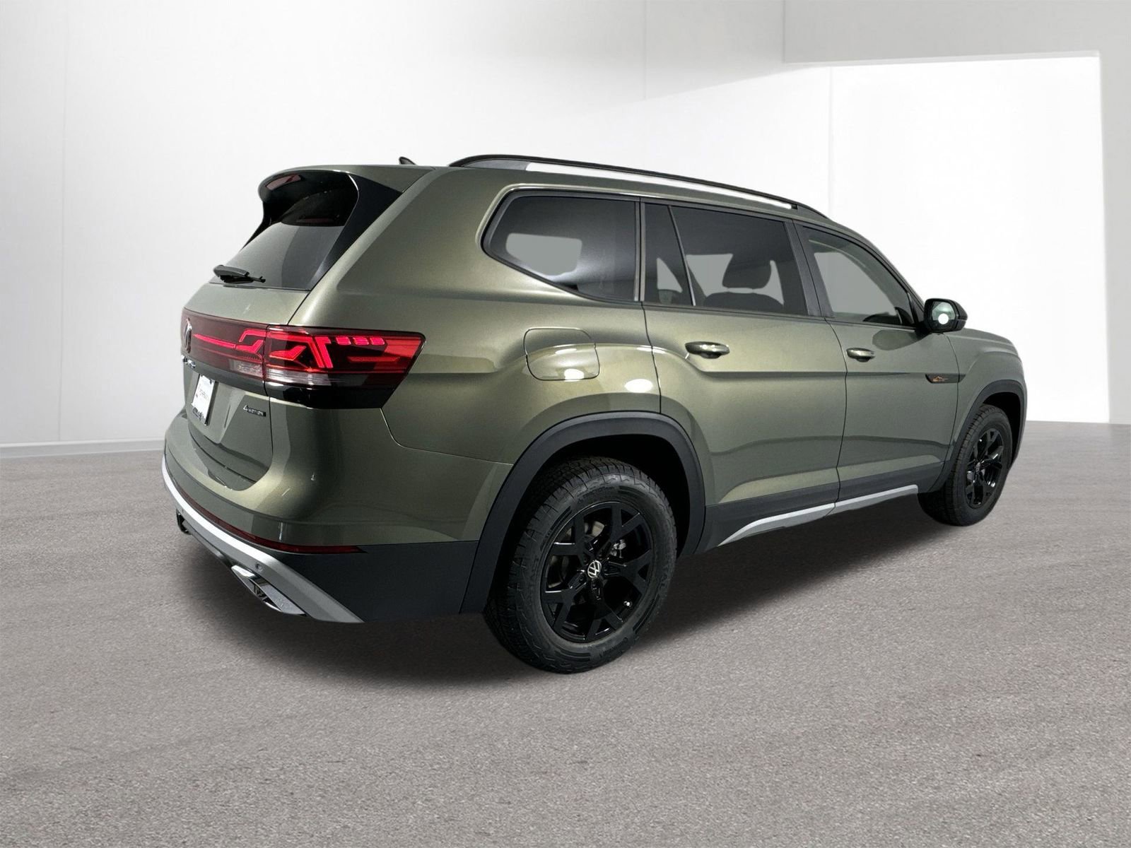 Used 2024 Volkswagen Atlas Peak Edition SEL image 37