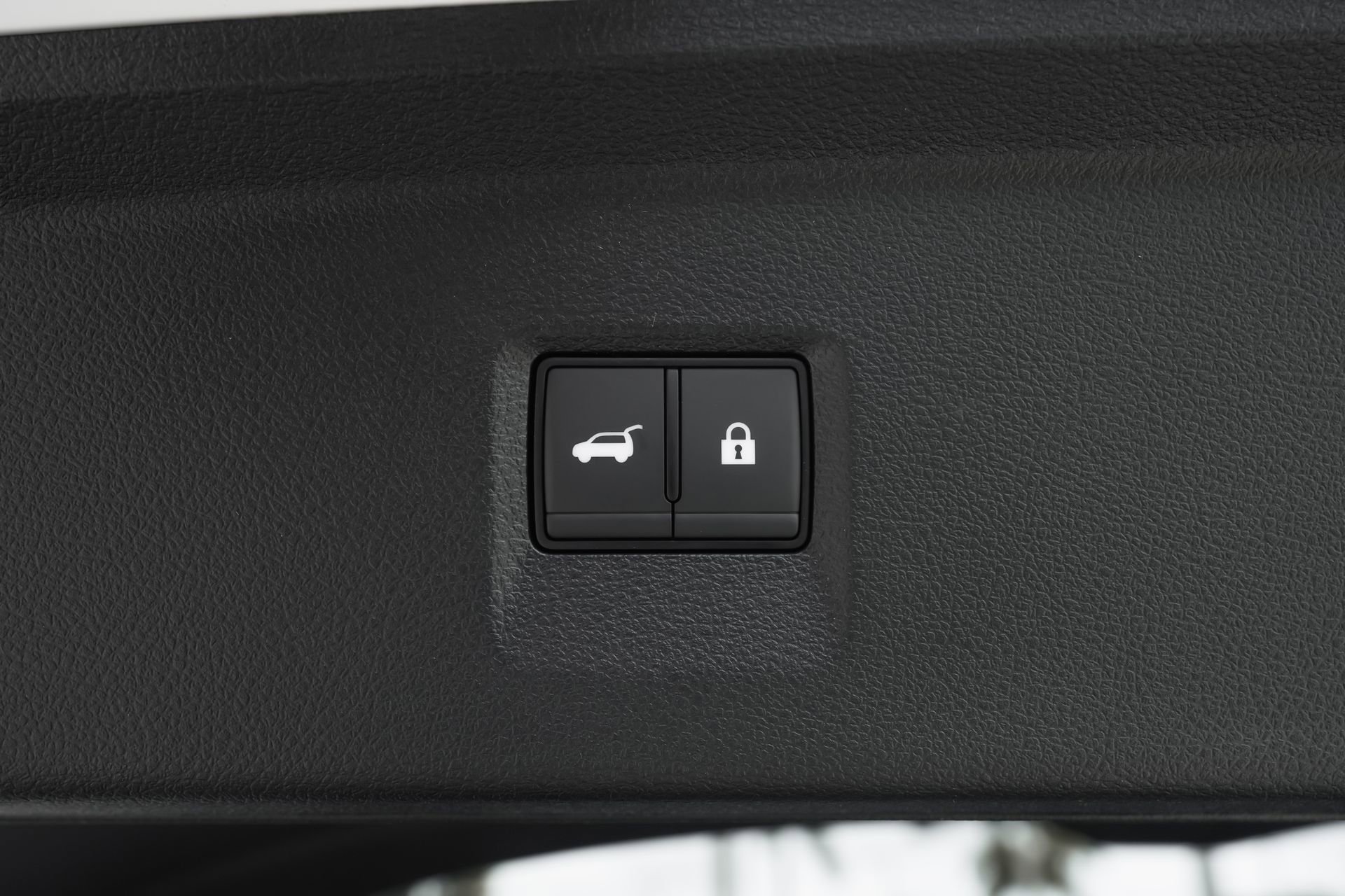 New 2026 INFINITI QX60 Sport w/ Dark Cargo Package image 32