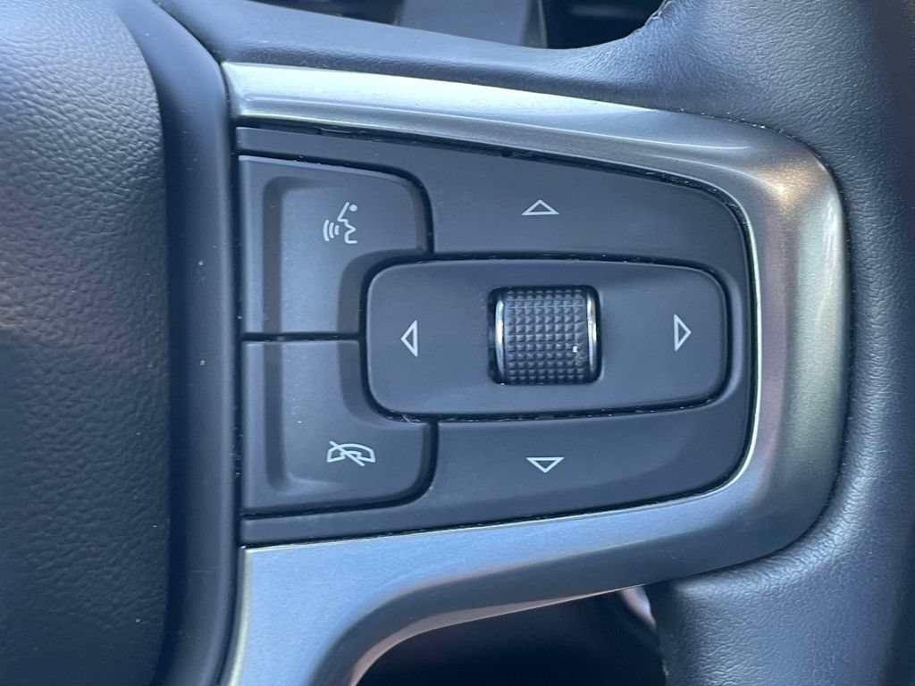 Used 2022 Chevrolet Silverado 1500 RST AWD/4WD image 31