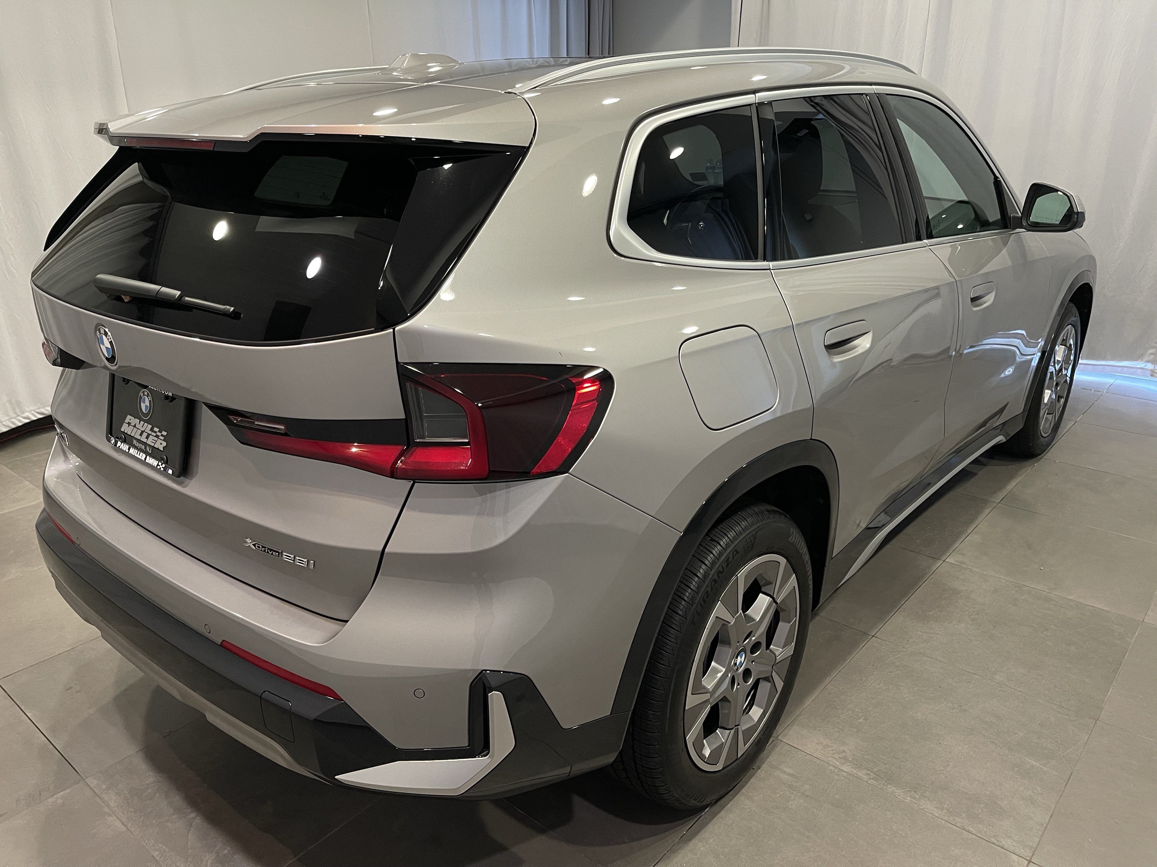 Used 2026 BMW X1 xDrive28i w/ Technology Package AWD/4WD image 6