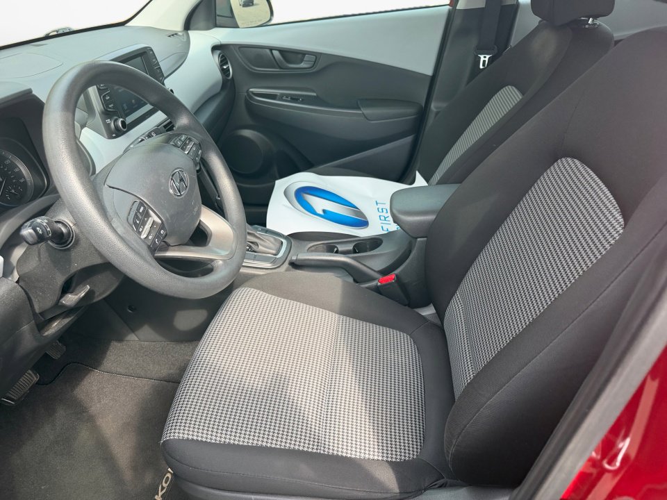 Used 2019 Hyundai Kona SE image 11