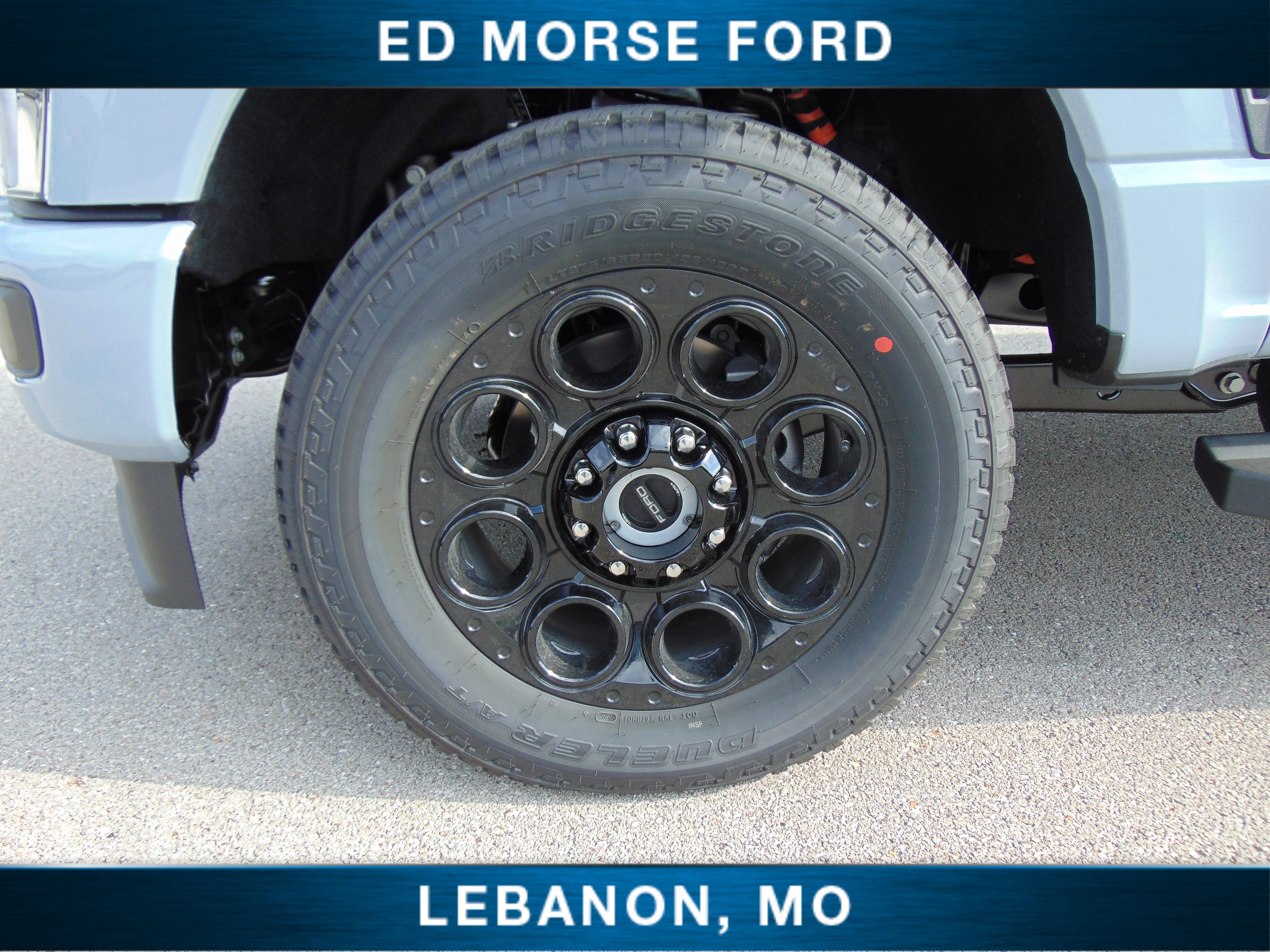 New 2026 Ford F250 Lariat w/ Black Appearance Package image 17