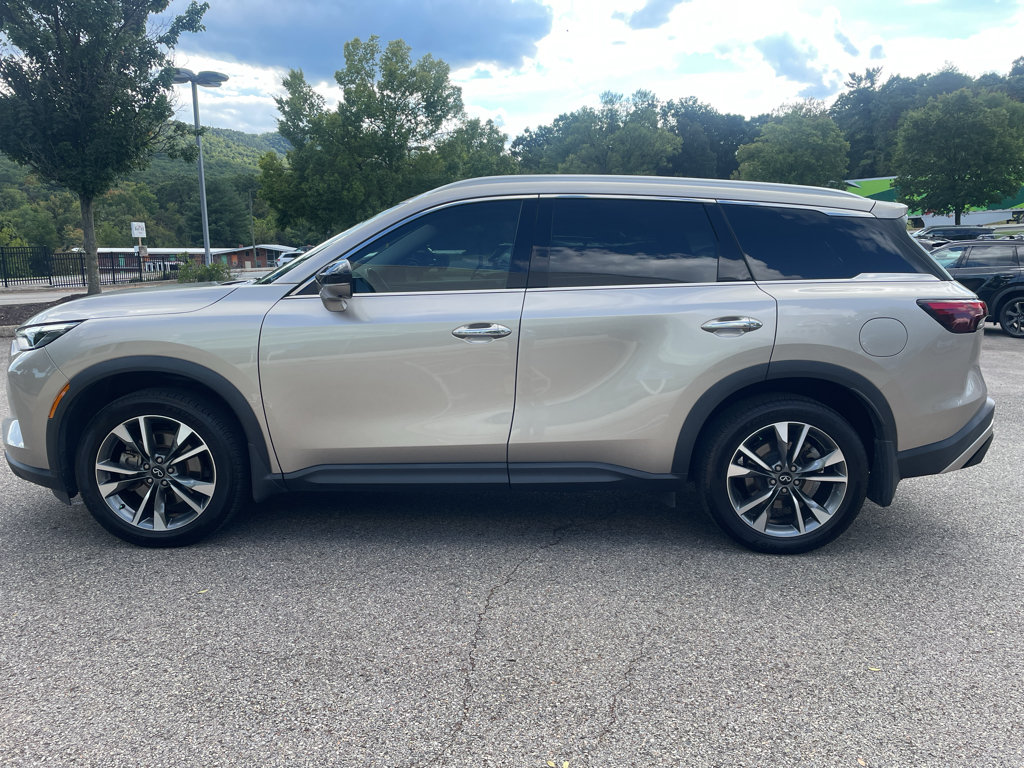 Used 2023 INFINITI QX60 Luxe w/ Cargo Package AWD/4WD image 6