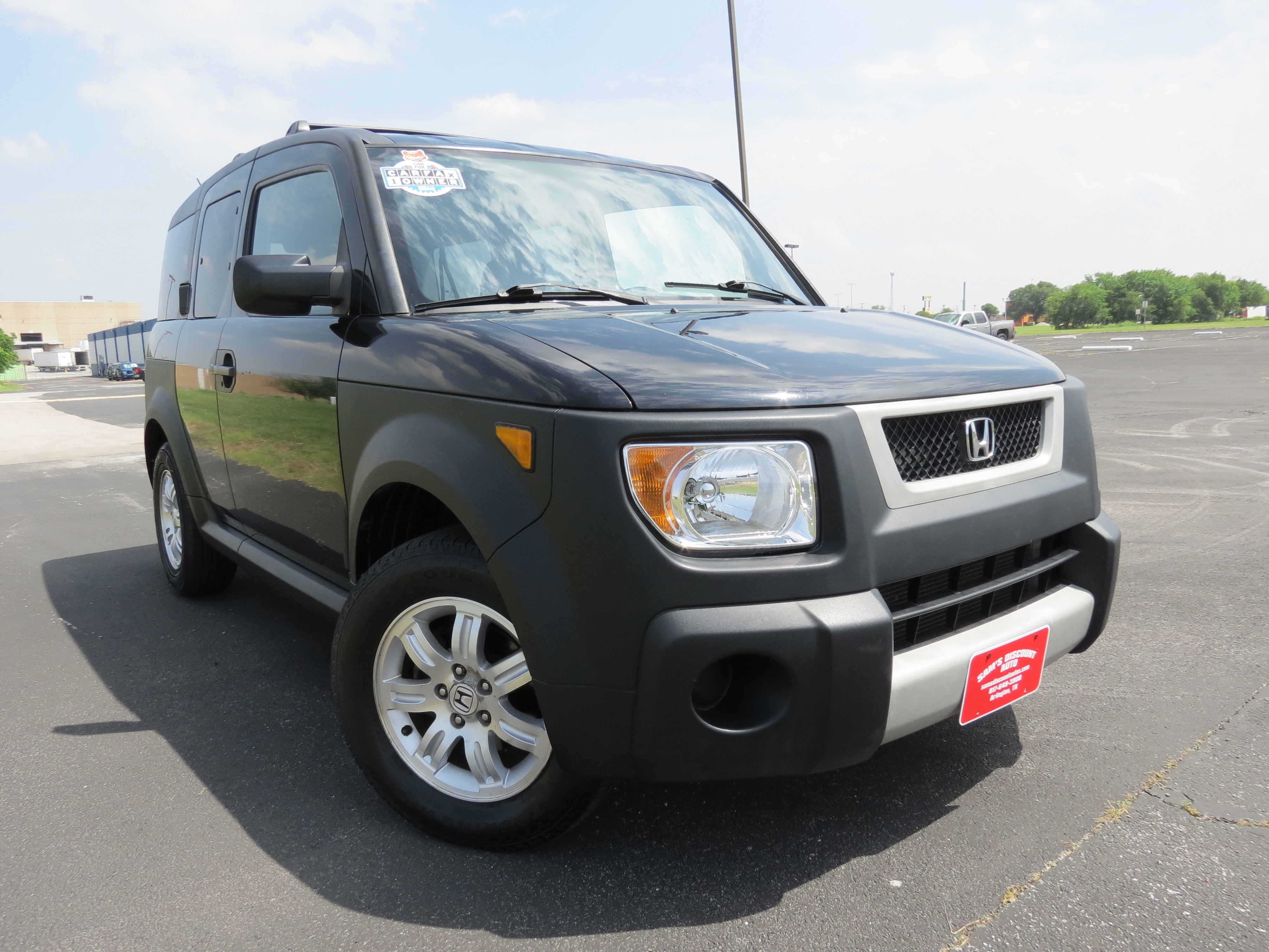 Used 2006 Honda Element EX image 2