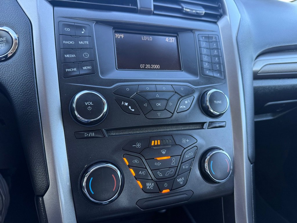 Used 2018 Ford Fusion S image 27