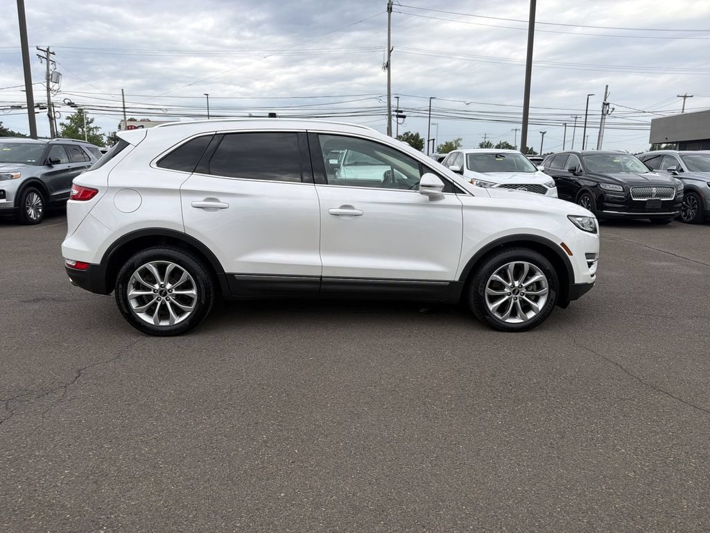 Used 2019 Lincoln MKC Select w/ MKC Climate Package AWD/4WD image 6