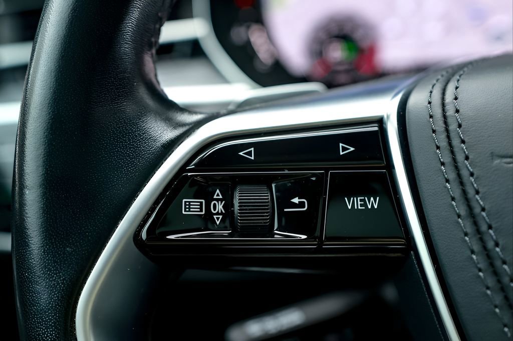 Used 2023 Audi A8 L 3.0T w/ Comfort Plus Package image 45