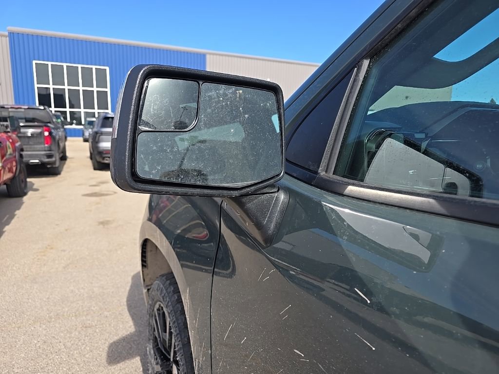 Used 2025 Chevrolet Silverado 1500 LT image 6