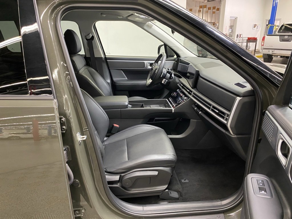 Used 2024 Hyundai Santa Fe SEL image 18