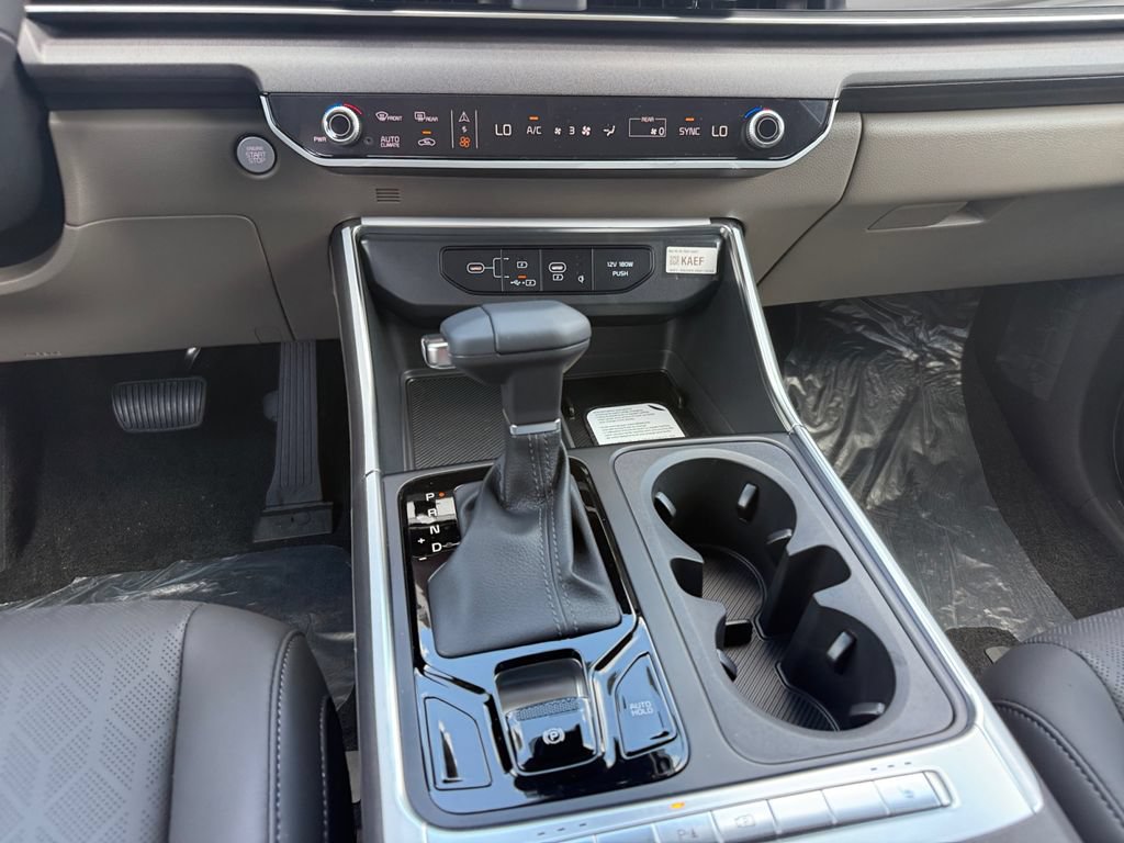 New 2027 Kia Carnival EX FWD image 13