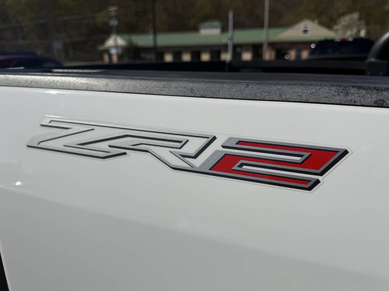 Used 2019 Chevrolet Colorado ZR2 w/ ZR2 Dusk Special Edition image 12