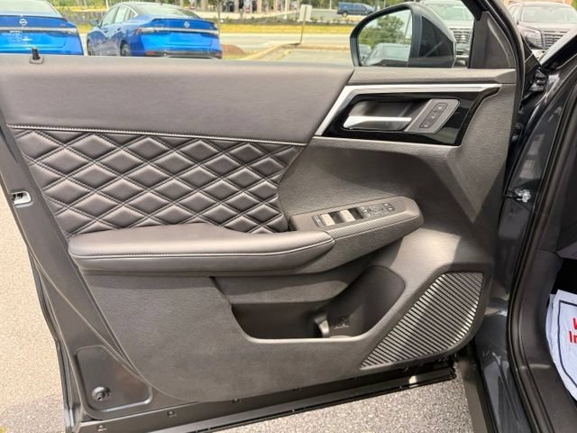 New 2026 Nissan Rogue Platinum AWD/4WD image 10
