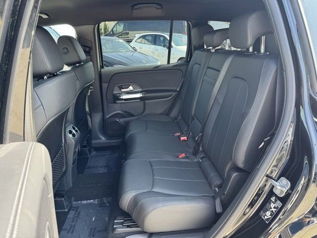 New 2025 Mercedes-Benz GLB 250 image 11