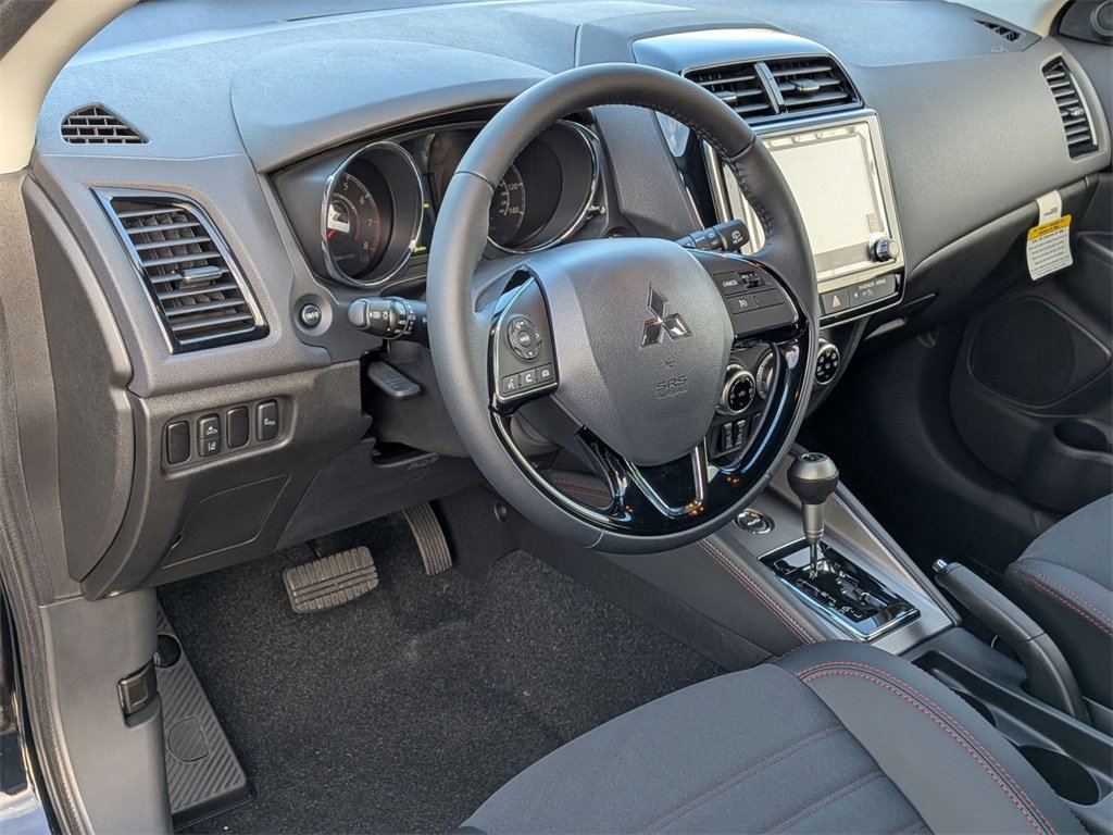 New 2025 Mitsubishi Outlander Sport SE image 10