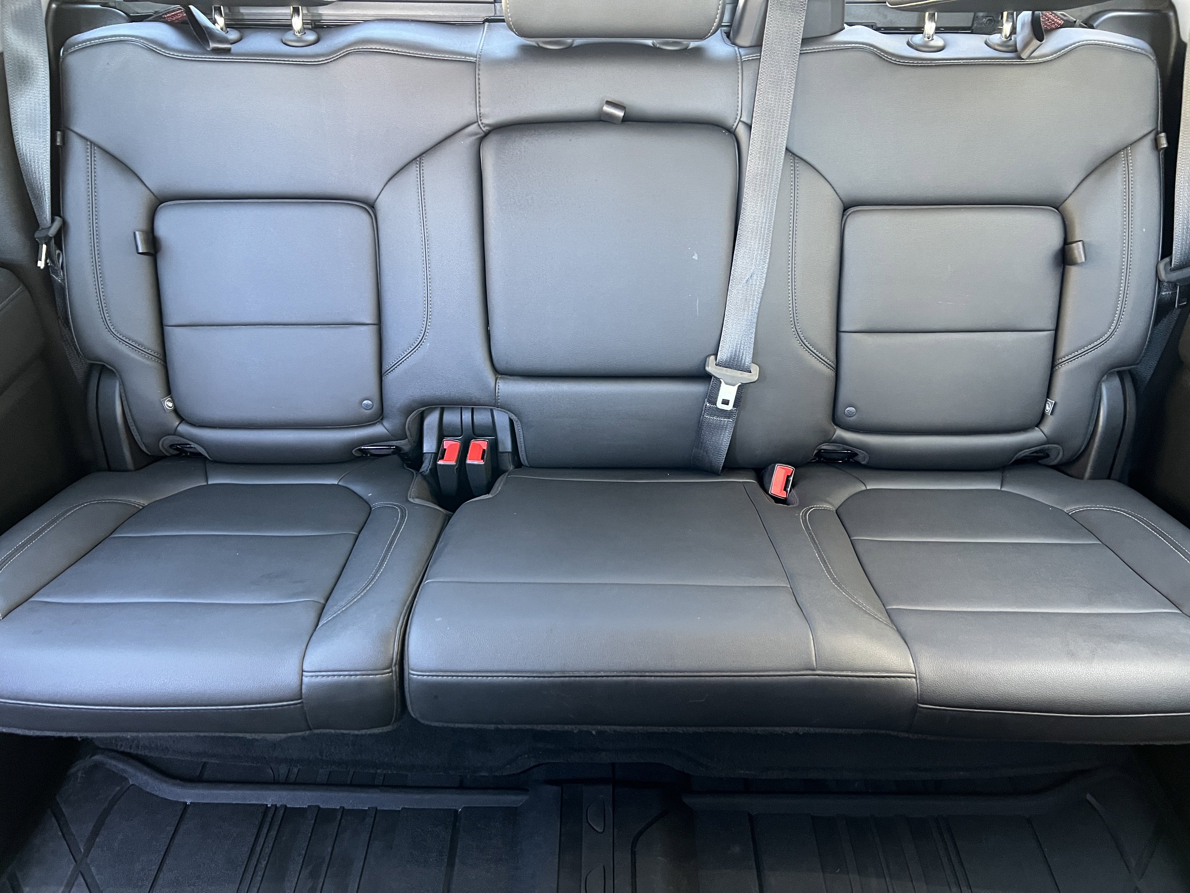 Used 2019 Chevrolet Silverado 1500 LT w/ True North Edition AWD/4WD image 14