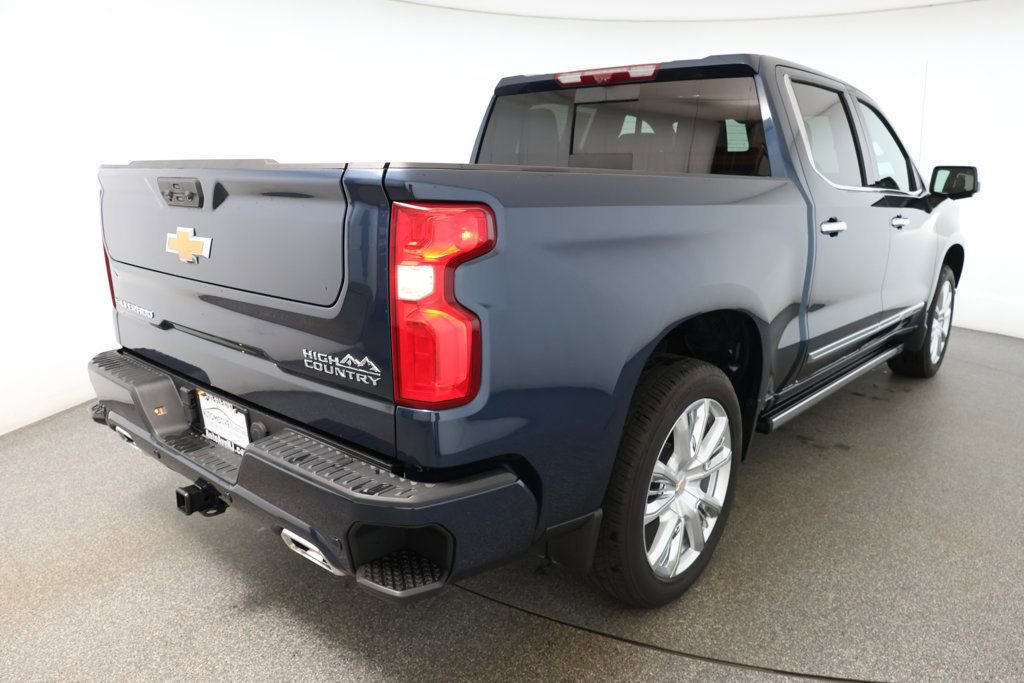 Used 2022 Chevrolet Silverado 1500 High Country image 4