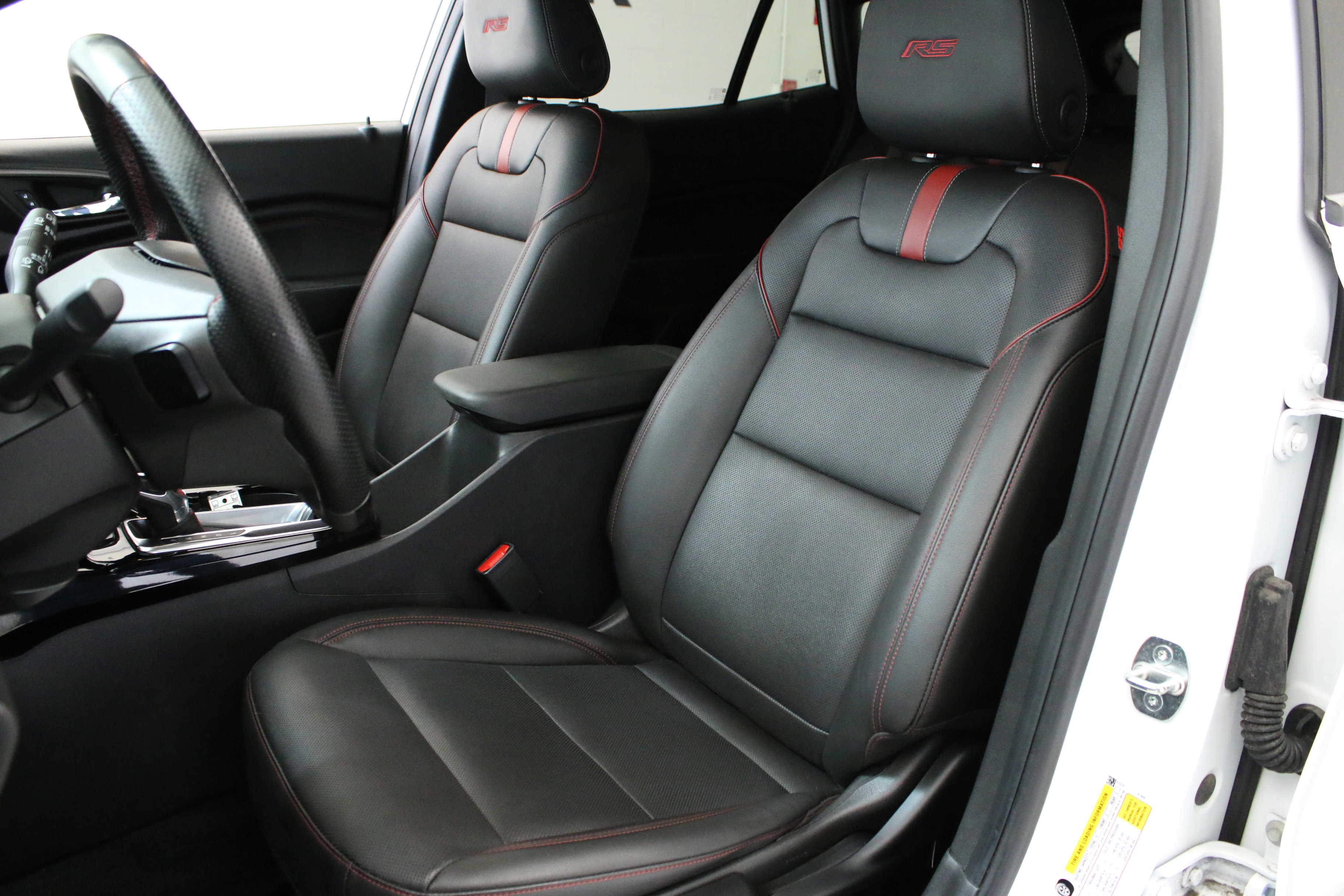 Used 2024 Chevrolet Trax RS w/ Driver Confidence Package image 24