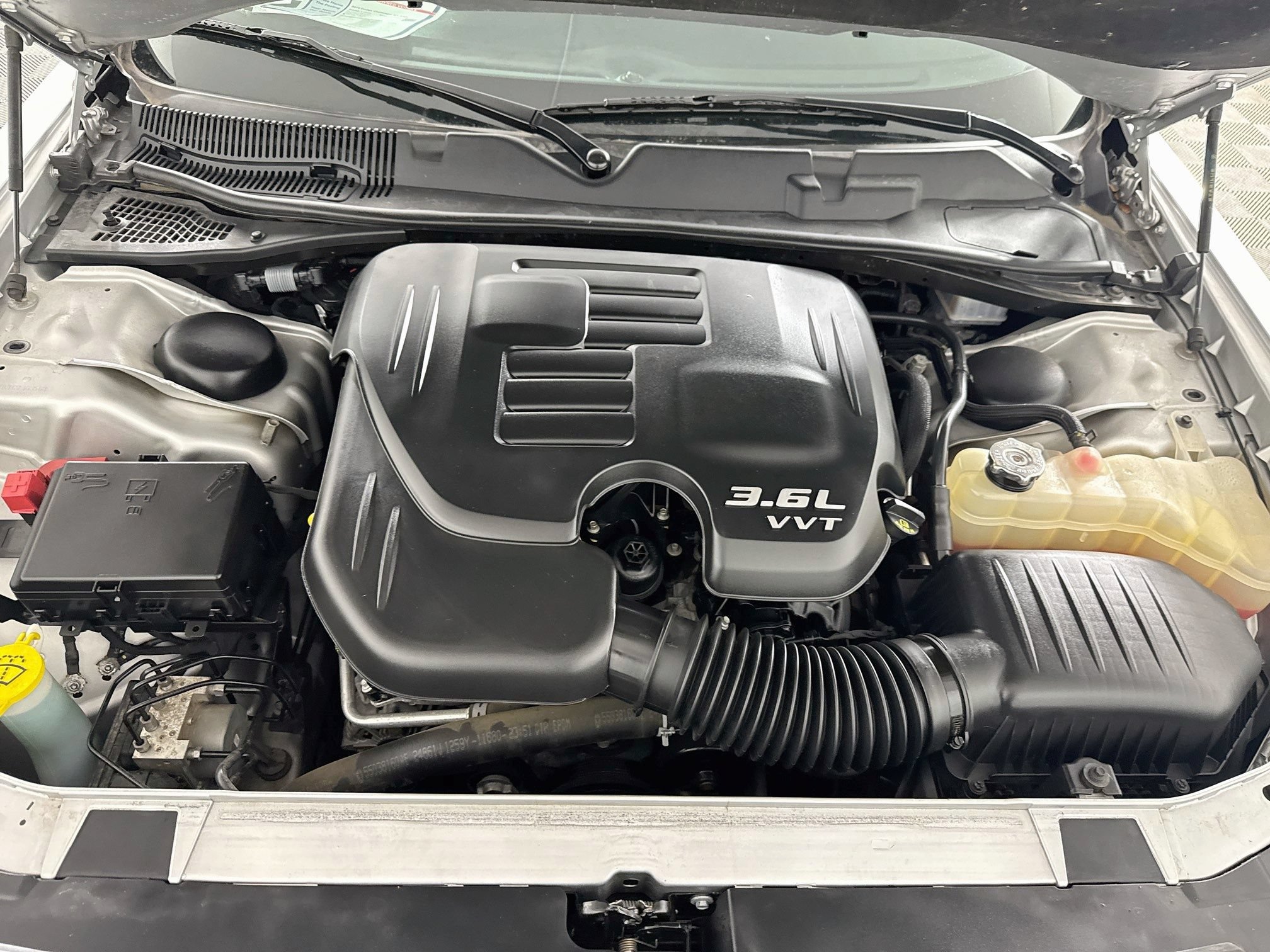 Used 2019 Dodge Challenger GT w/ Blacktop Package AWD/4WD image 10