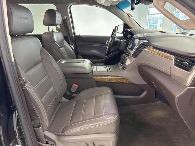 Used 2017 GMC Yukon Denali AWD/4WD image 25