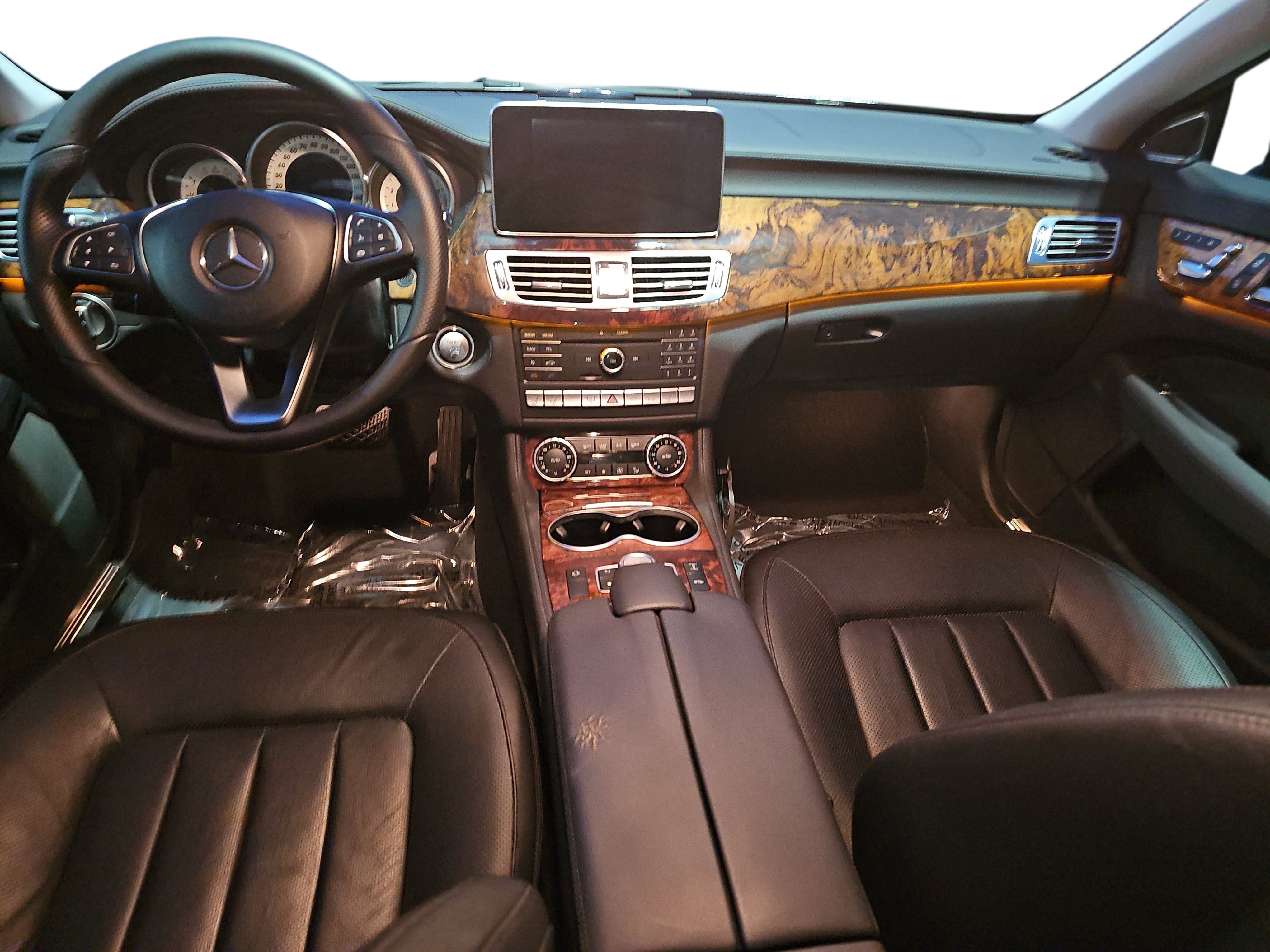 Used 2015 Mercedes-Benz CLS 400 image 9