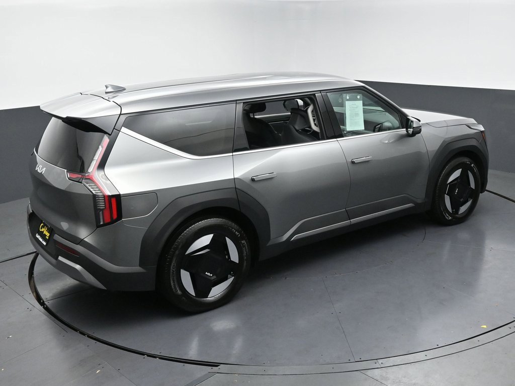 Used 2024 Kia EV9 Light Long Range image 57
