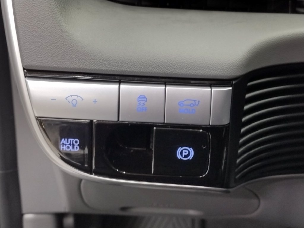 Certified 2024 Hyundai Ioniq 5 SEL AWD/4WD image 27