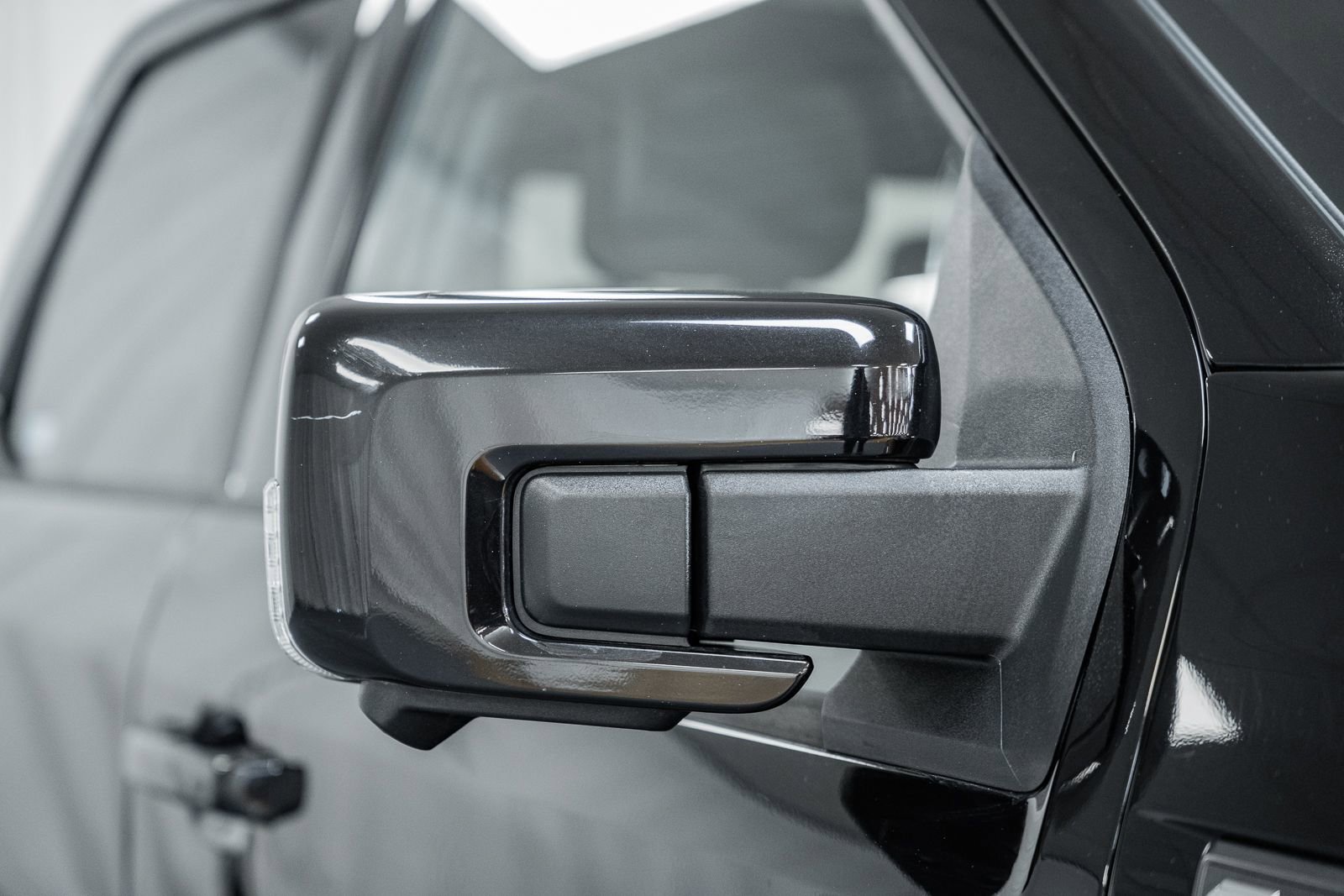 Certified 2023 Ford F150 Lariat w/ Equipment Group 502A High image 18