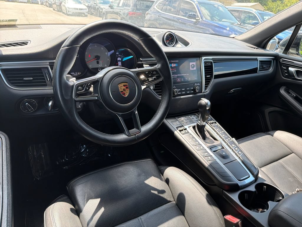 Used 2017 Porsche Macan S AWD/4WD image 22