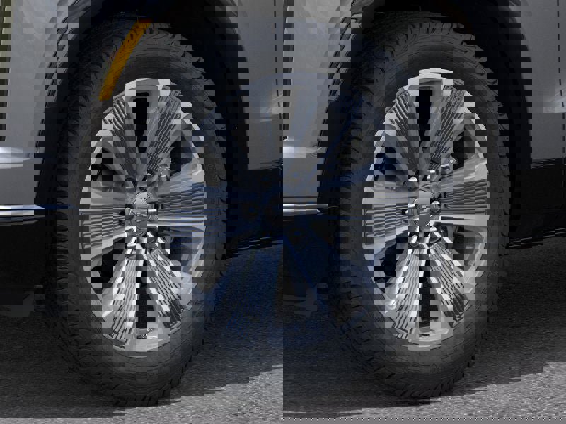 New 2026 Cadillac Vistiq Luxury w/ LPO, Floor Liner Package image 33