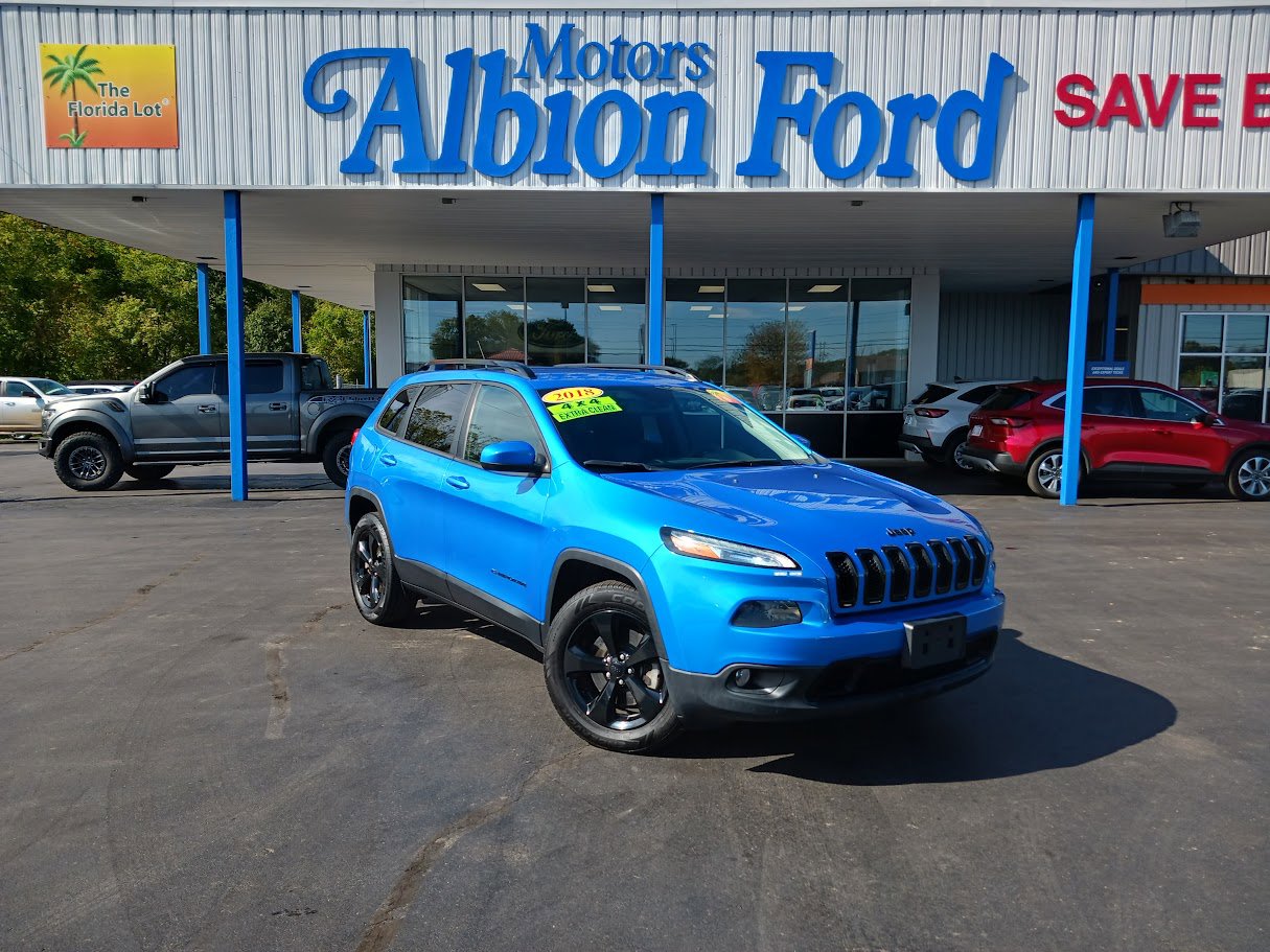 Used 2018 Jeep Cherokee Latitude w/ Altitude Package