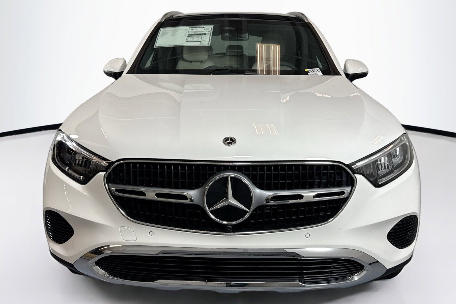 New 2026 Mercedes-Benz GLC 300 4MATIC image 2
