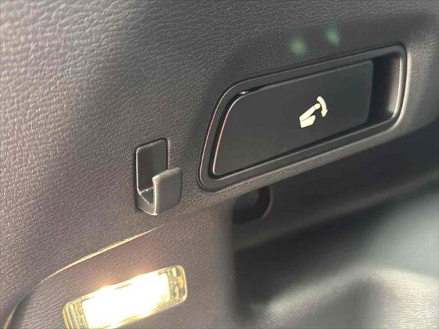 Used 2025 Mitsubishi Outlander SEL image 45