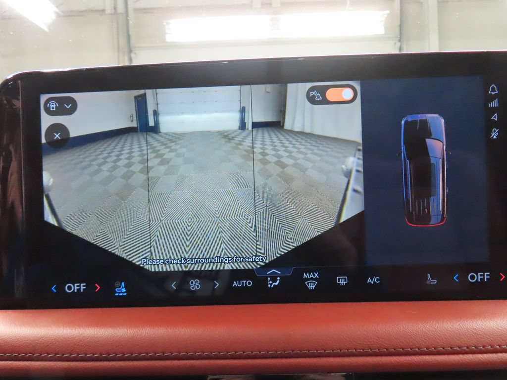 Used 2025 Lincoln Aviator Reserve w/ Equipment Group 201A AWD/4WD image 23